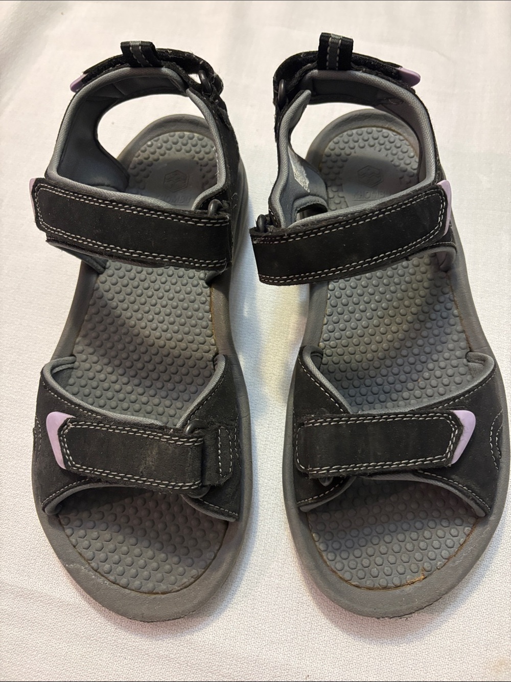 Khombu Black and Light Purple Women’s Adjustable Sport Sandals Size 8